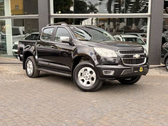 CHEVROLET S10 2.4 MPFI LTZ 4X4 CD 8V FLEX 4P MANUAL CHEVROLET S10 2.4 MPFI LTZ 4X4 CD 8V FLEX 4P MANUAL